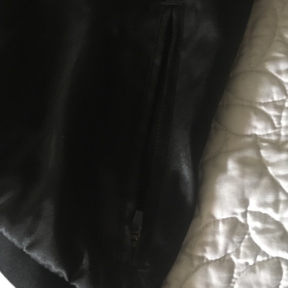 Vegas Golden Knights NHL women’s large jacket - Picture 6 of 7